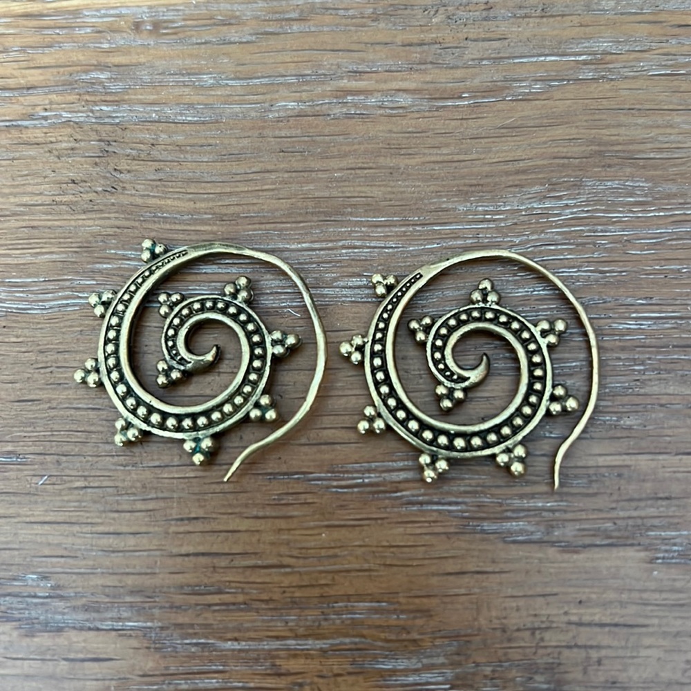Funky Spiral Earrings- Gold Metallic